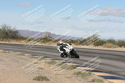 media/Nov-16-2025-Race Pace (Sun) [[8c5fa54630]]/Non Verified Riders (1st 20 Minutes)/3-Turn 3 Inside (11am)/